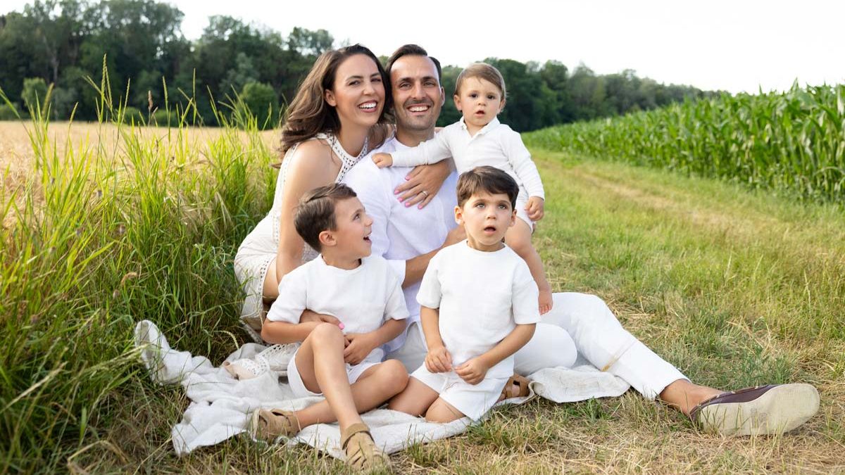 familienfotos-muenchen-wiese-natur